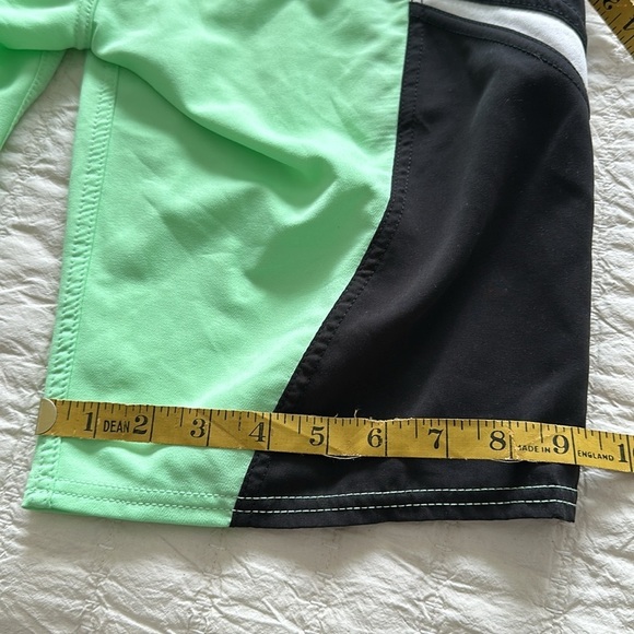 Fox youth size 7 sports shorts with zip pocket, lime, green, and black-white - Picture 10 of 13